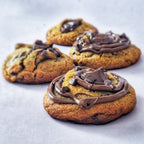 Loaded  Sahne-Nuss Choco Chips & Nutella Cookies