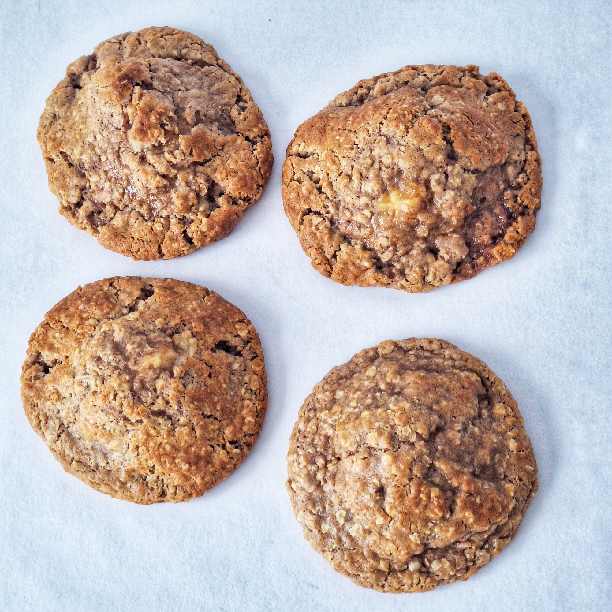 NY Style Caramel Cinnamon Apple Custard Oat Chunky Cookie Pie (150g Each)